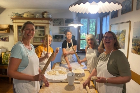 With your hands in the dough ...... cooking class near Cortona with lunch